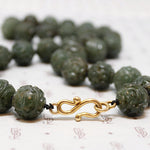Stunning Vintage Carved Jade Bead Necklace