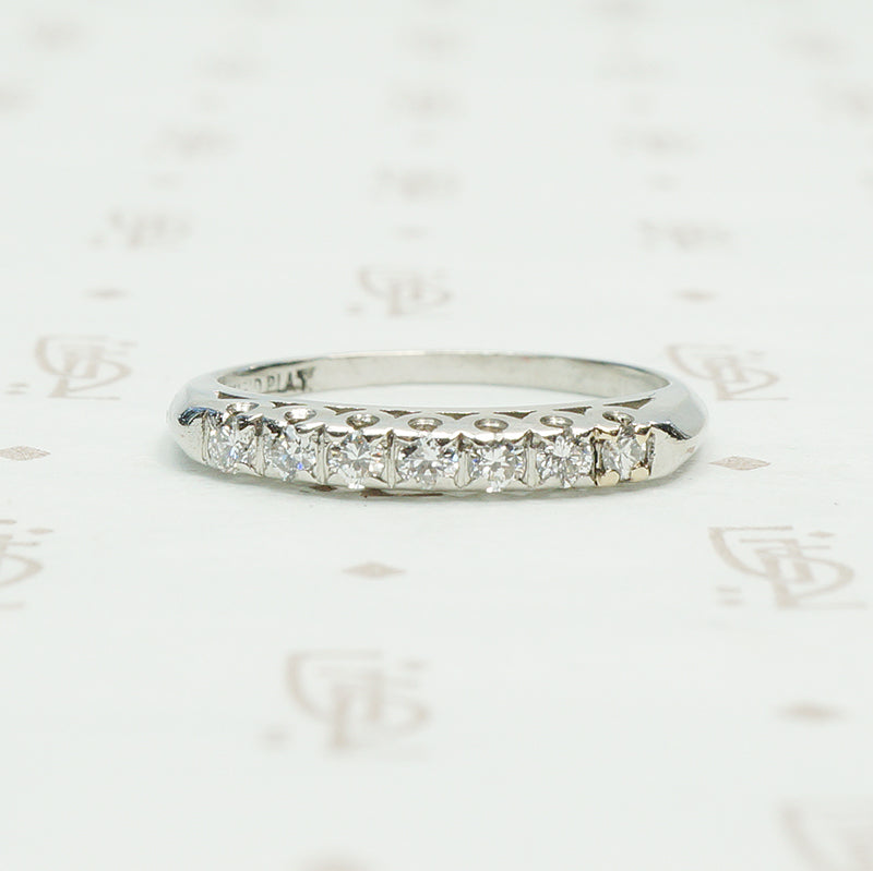 7 diamond platinum classic 1940's wedding band