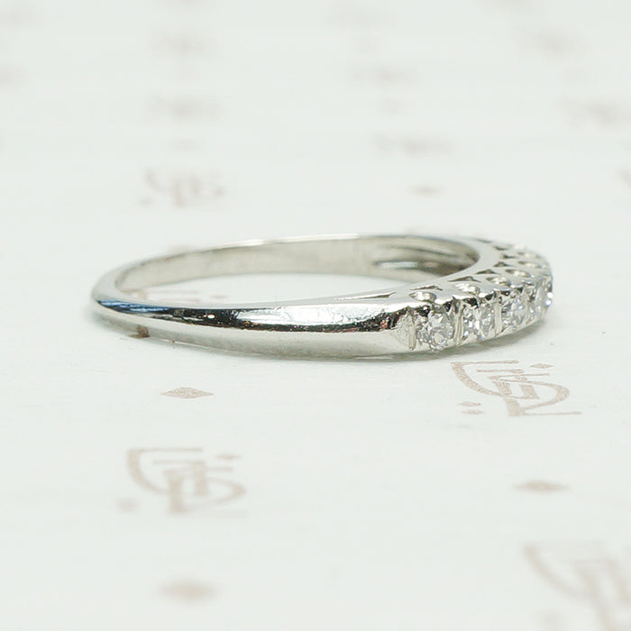 Platinum Vintage Diamond Wedding Band