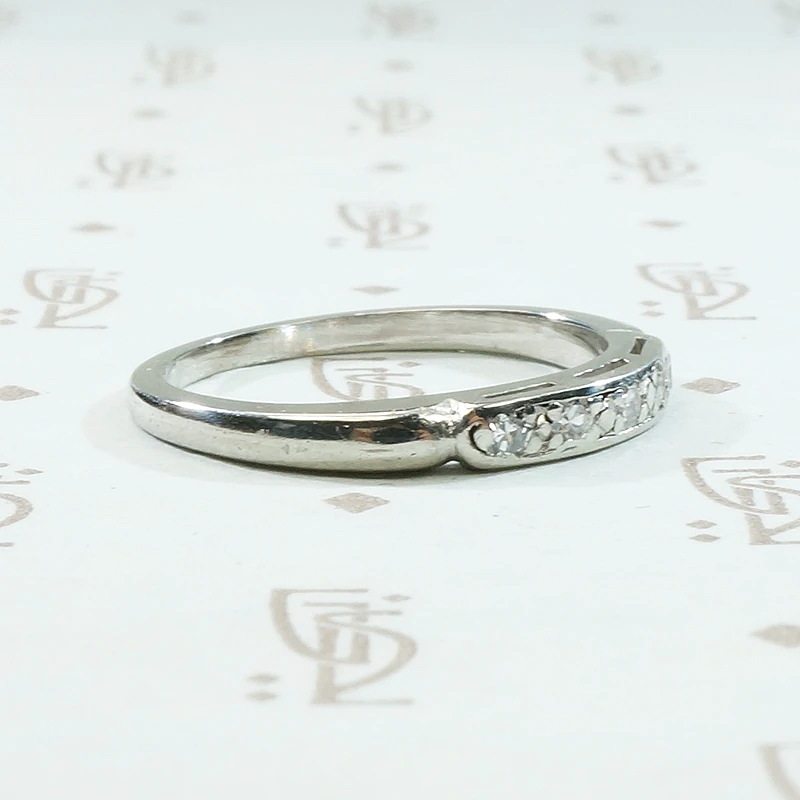 Five Diamond 1930s Wedding Band in Platinum