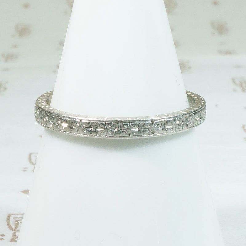 Arrows and Flowers a Platinum Deco Diamond Band