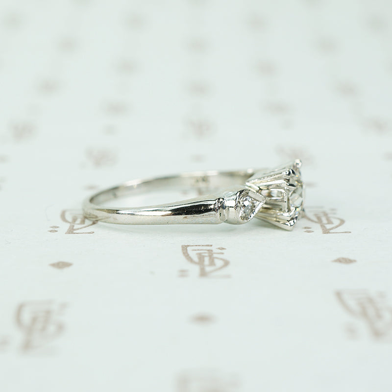gorgeous white oec diamond in platinum 1940's engagement ring