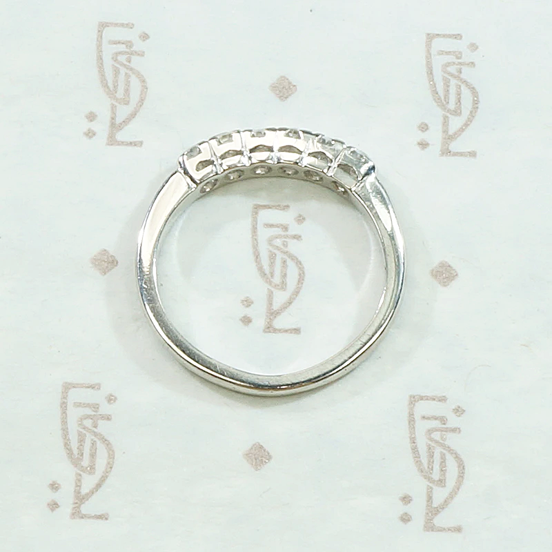 Pretty Platinum & Diamond Retro Wedding Band 