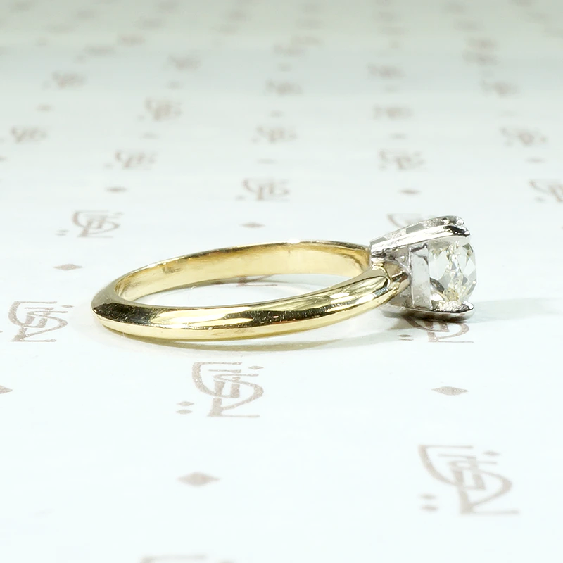 Classic Solitaire with Unique Diamond by 720