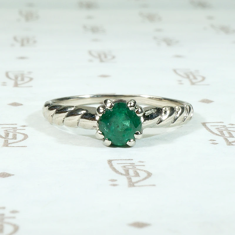 Lush Green Emerald Solitaire Ring by 720