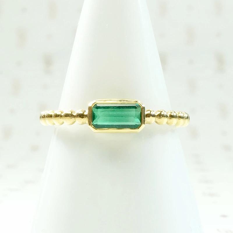 Emerald in Luxe 18k Gold Solitaire by 720