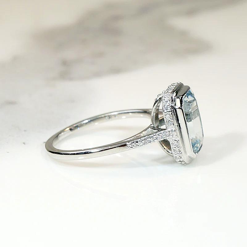 Limpid Aquamarine & Diamond Platinum Ring by 720