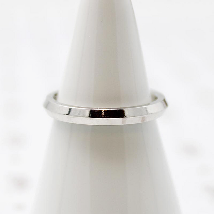 Knife Edge Wedding Band in Recycled White Gold