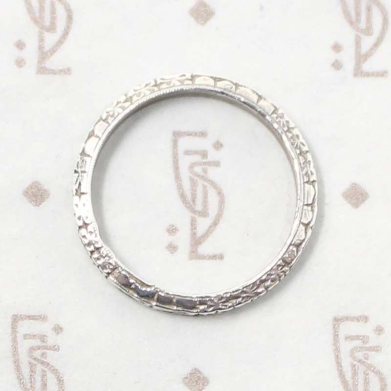 Crisp Deco Detailed Silver Band by 720