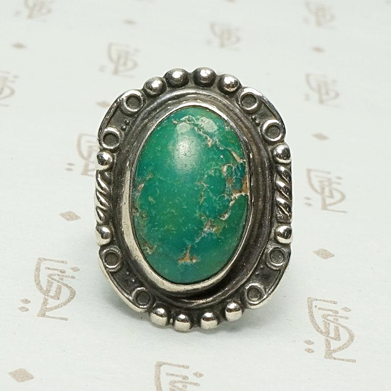 Beautiful Green Turquoise Ring with Rocker Designs