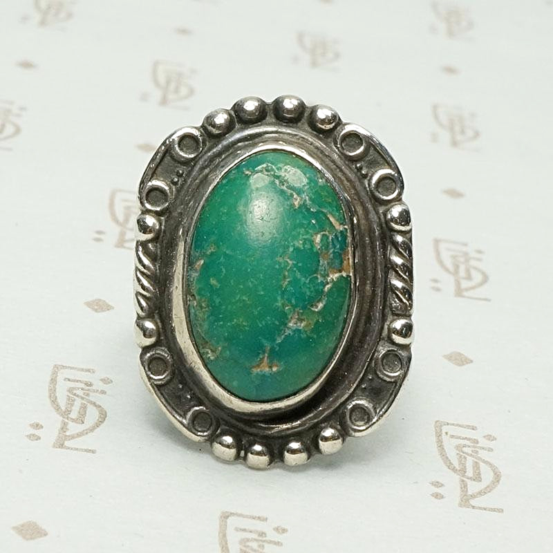 Beautiful Green Turquoise Ring with Rocker Designs