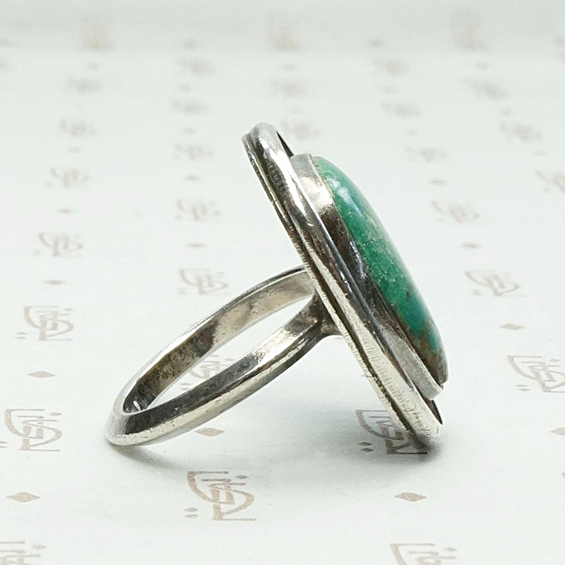 Gorgeous Green Hand Made Silver Ring