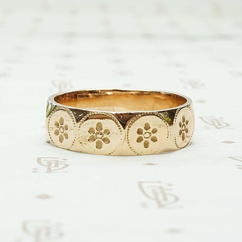 Dotted Daisy Rose Gold Cigar Band