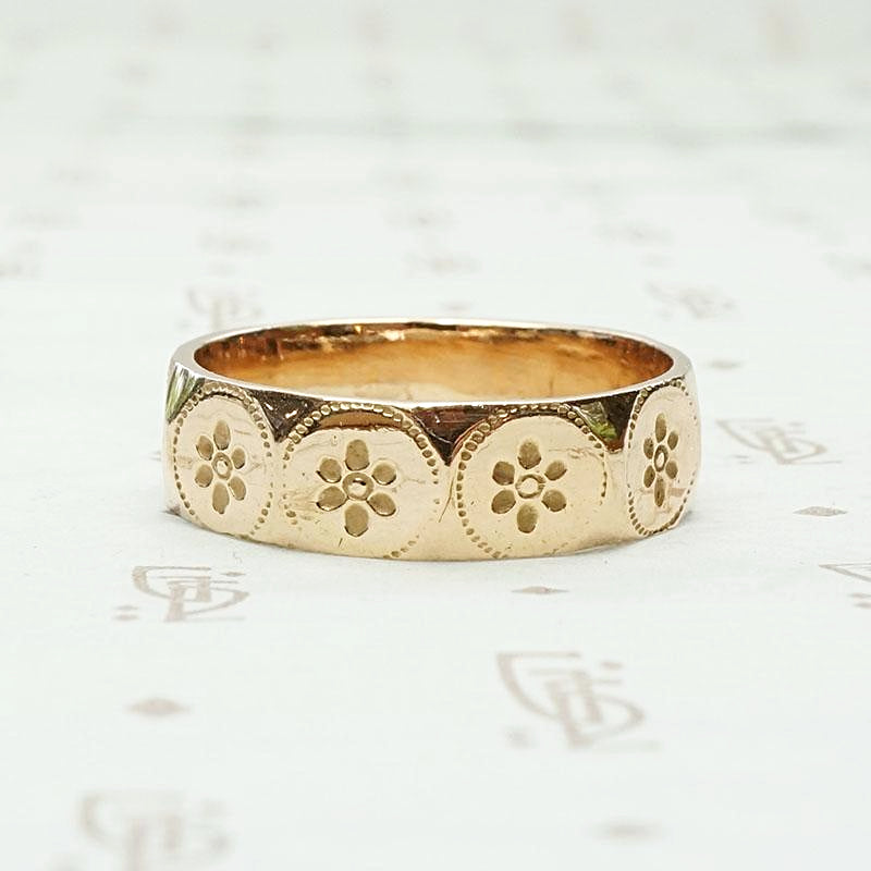 Dotted Daisy Rose Gold Cigar Band