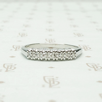 Retro Diamond Band with Architectural Lines