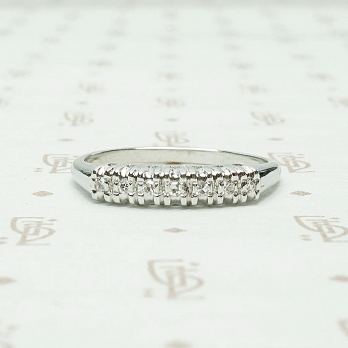 Retro Diamond Band with Architectural Lines