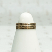 Engraved Cigar Band Style Victorian Tiny Ring