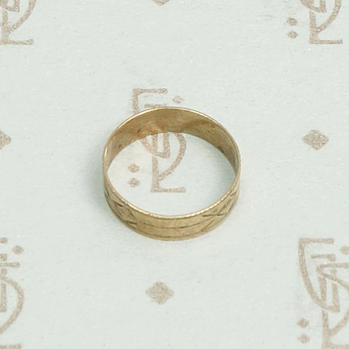 Engraved Cigar Band Style Victorian Baby RingEngraved Cigar Band Style Victorian Tiny Ring