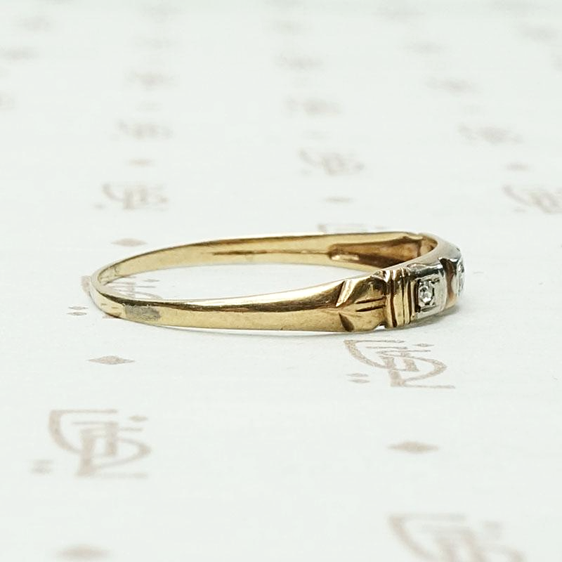 Geometric Art Deco Two Tone Gold & Diamond Band, side view