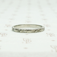 Bright White Gold Leaves and Flowers Band, profile view.