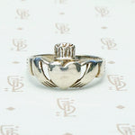 Vintage Silver Claddagh Ring