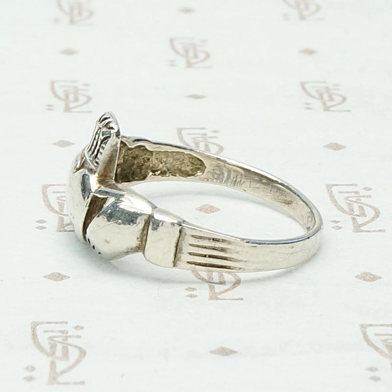 Vintage Silver Claddagh Ring