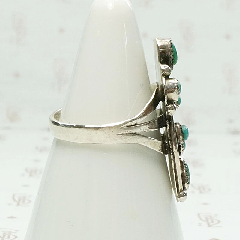 Deep Green Turquoise Petit Point Ring