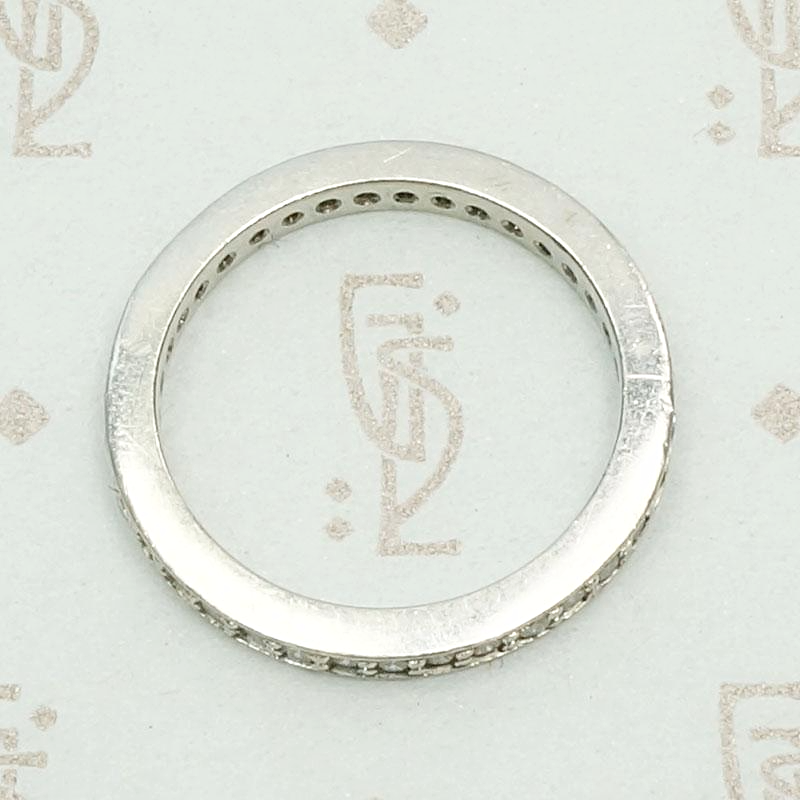 Mid Century Eternity Band Platinum & Diamonds, top view.