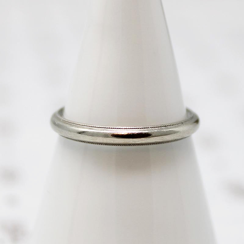 Vintage Slim White Gold Milgrain Wedding Band