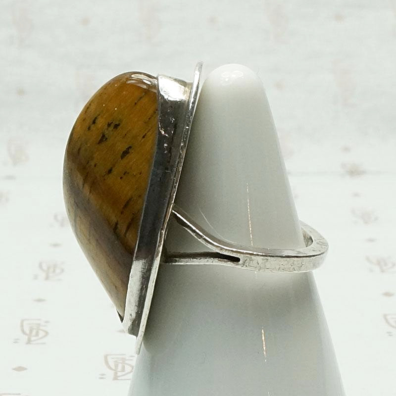 Brilliant Tigers Eye Statement Ring in Silver