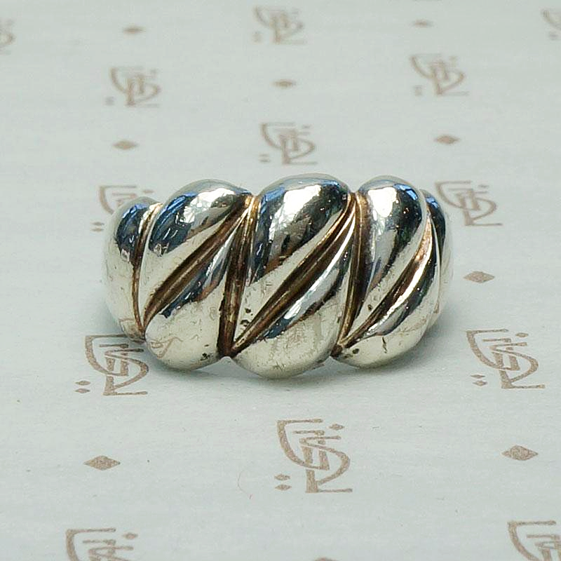 Silver Teardrop Vintage Band by NE