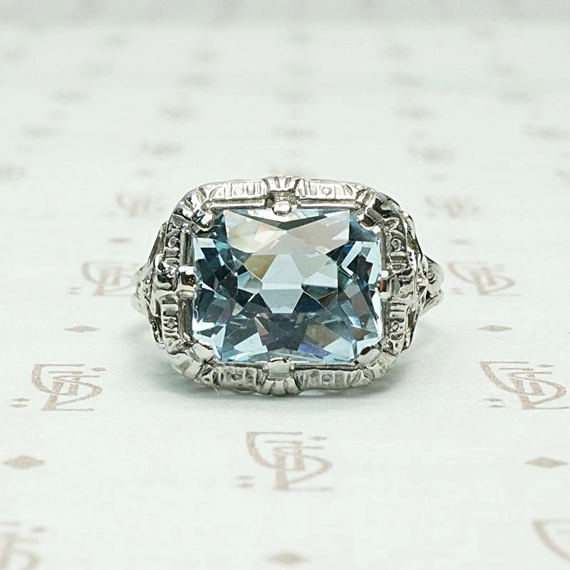 Breathtaking Icy Blue Aquamarine Filigree Ring