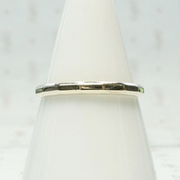 Facets & Bevels Retro White Gold Band