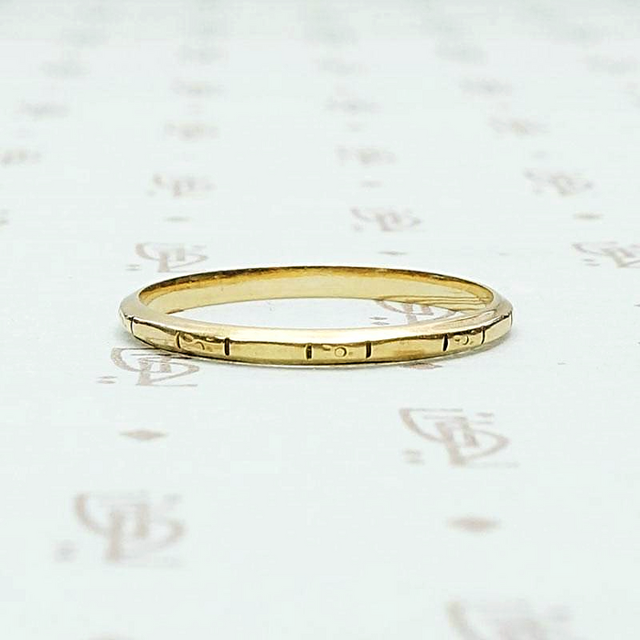 Mellow Old Gold Flower Wedding Band