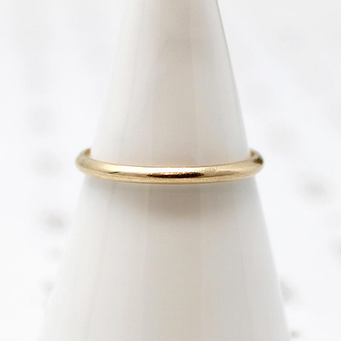 Narrow 14k Gold 1920s Wedding Band
