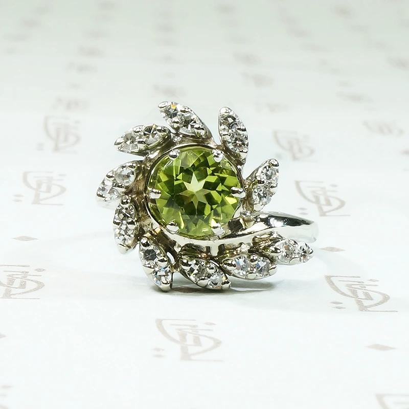 Vivacious Peridot Cocktail Ring with Diamond Swirl