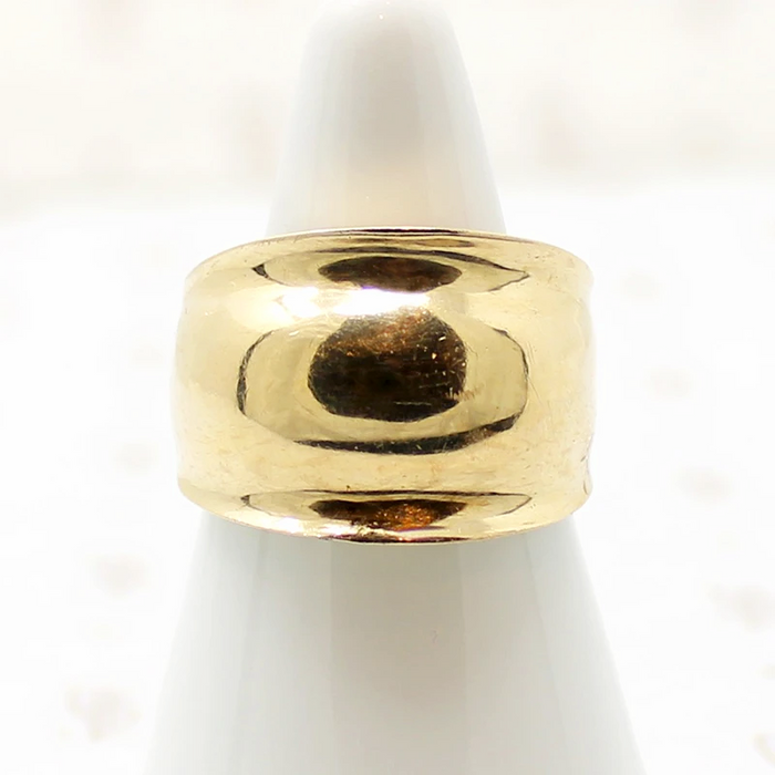 Wide Domed 10k Gold Band c. 1970