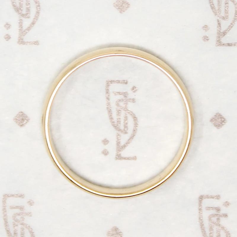 Vintage Gold Wedding Band with Light Half Round