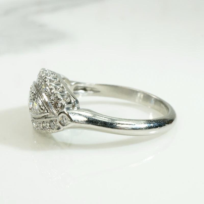 Glittering Diamonds in Platinum "Eye" Band