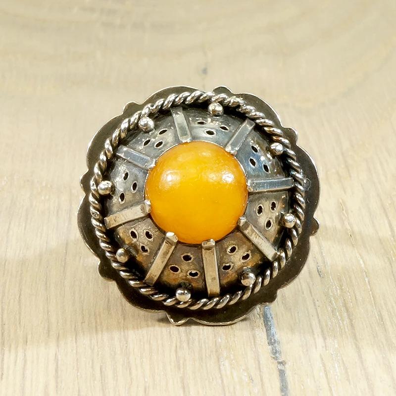 Enigmatic Egg Yolk Amber & Silver Ring