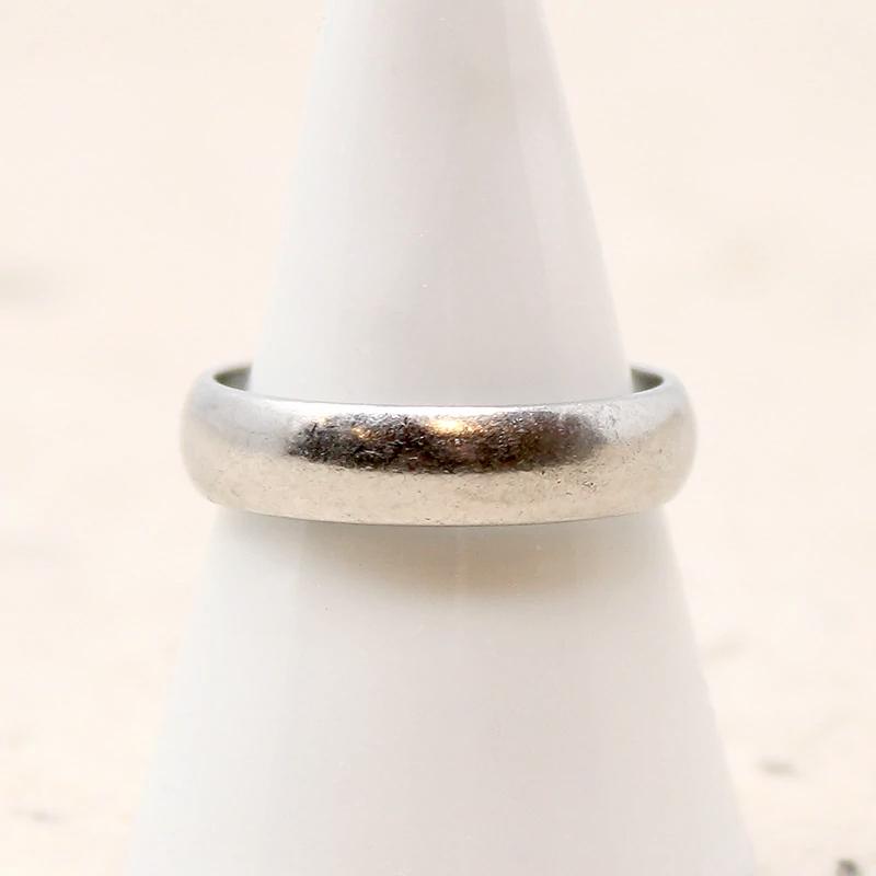 Mens Vintage Platinum Wedding Band