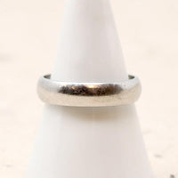 Mens Vintage Platinum Wedding Band