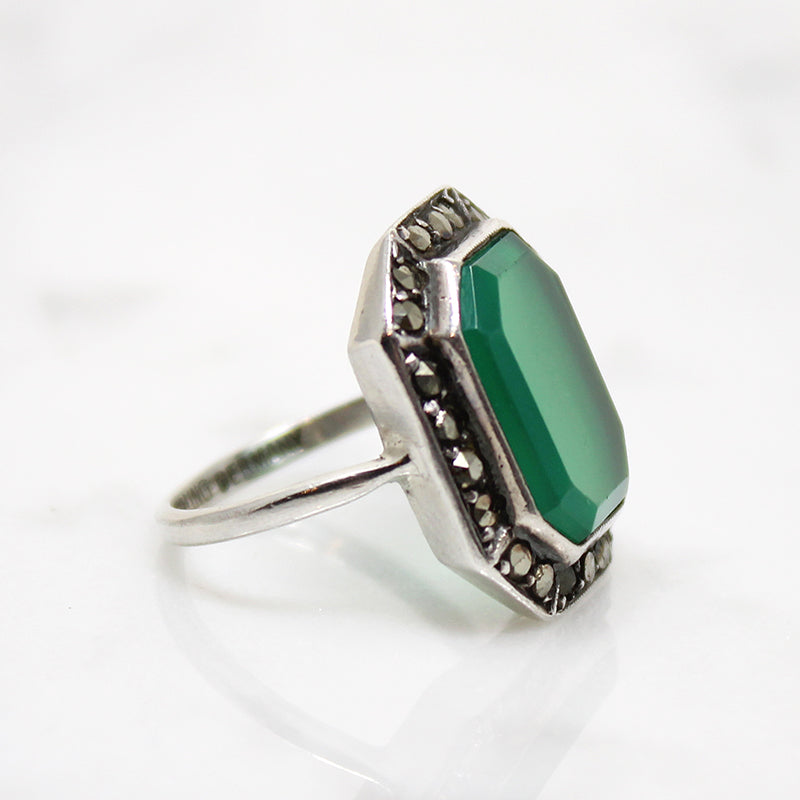 Bright & Fresh Chrysoprase German Deco Ring