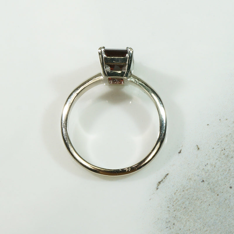 Almandine Garnet White Gold Solitaire