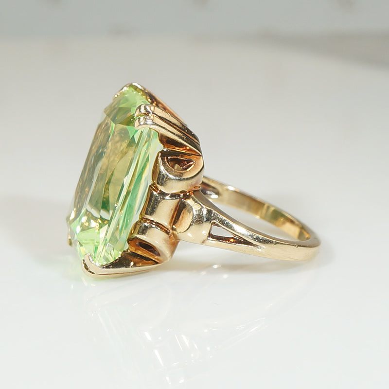Florescent Uranium Spinel Cocktail Ring