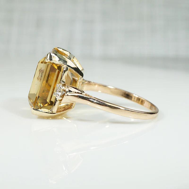 Glamorous Retro Citrine Cocktail Ring with Diamond Accents