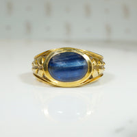 Art Nouveau 18k Cabochon Sapphire Ring