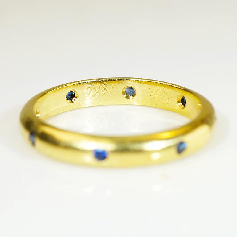Lush Sapphire Studded 18k Gold Band