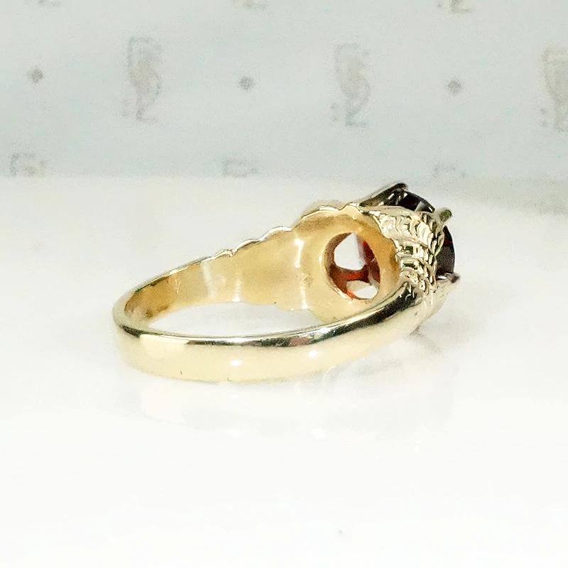 Witchy Talon-Set Garnet Victorian Ring