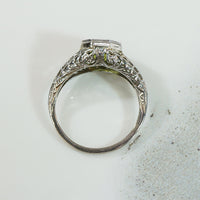 Art Deco Flowery Filigree Peridot Ring